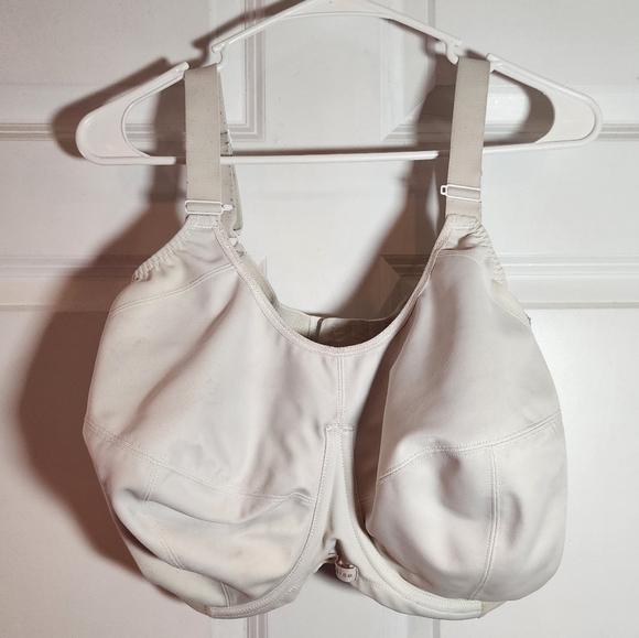 Elomi Energise White Underwire Bra Minor Discoloration/flaws US 40M - Picture 1 of 5